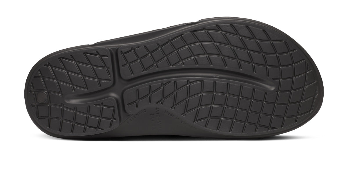 BAUER/OOFOS Women's OOahh Sport Flex Sandal – Black - Image 7